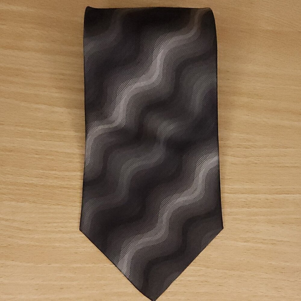 Siena Collezione Black Grey Geometric Silk Tie - Picture 1 of 4